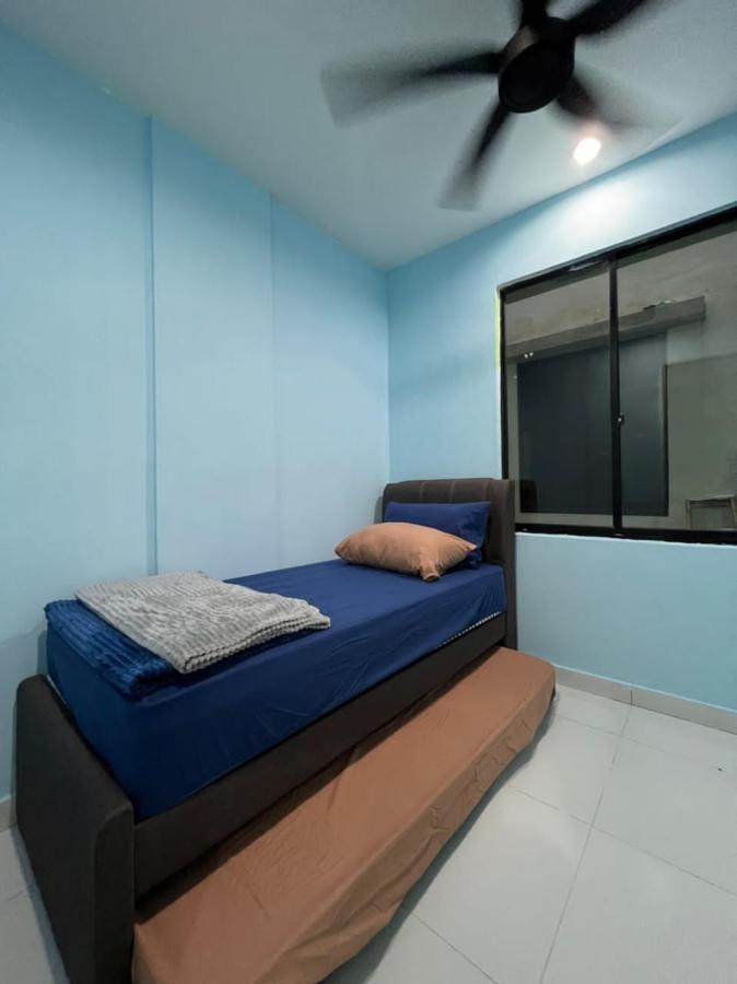 Faiz Homestay Kuching Exteriér fotografie