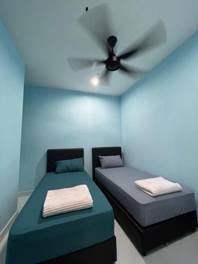 Faiz Homestay Kuching Exteriér fotografie
