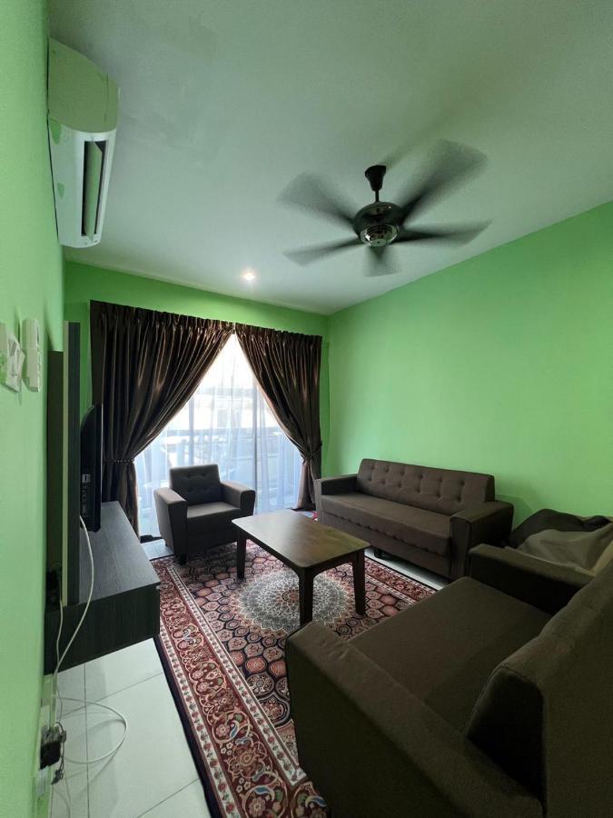 Faiz Homestay Kuching Exteriér fotografie