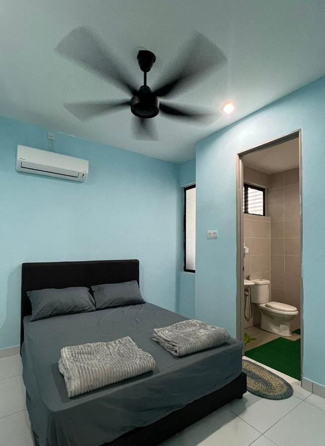 Faiz Homestay Kuching Exteriér fotografie